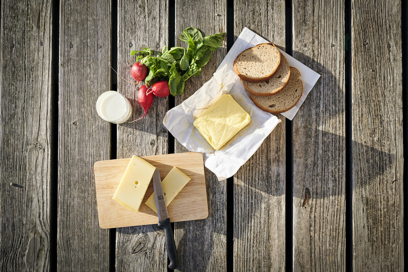 Jause mit Bregenzerwälder Bergkäse und Alpbutter (c) Alex Kaiser - Bregenzerwald Tourismus