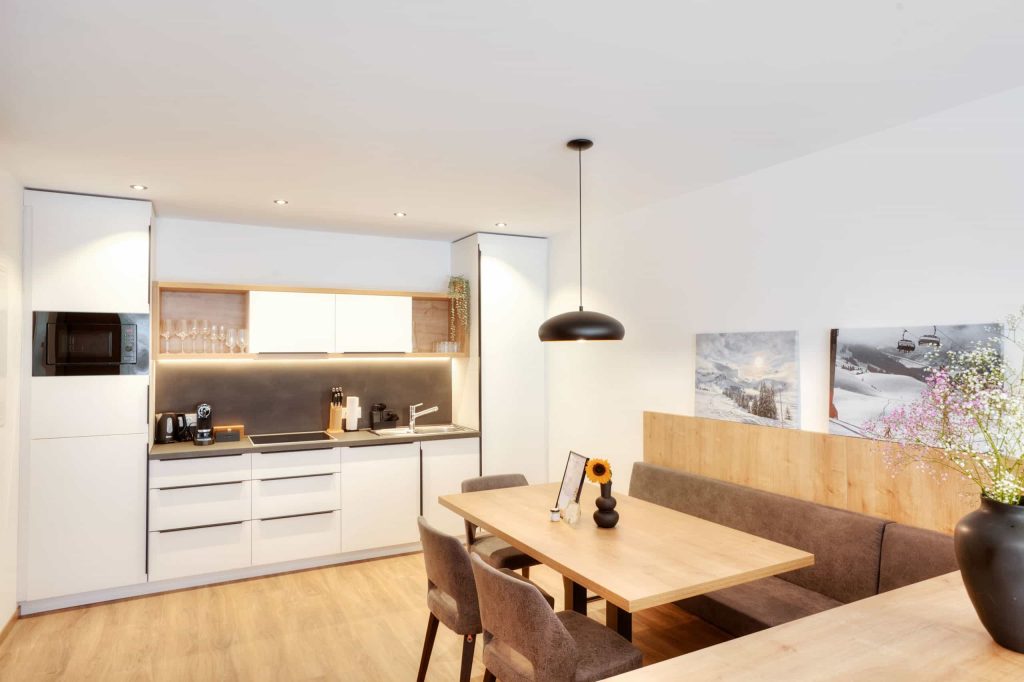 Alpenstolz Appartement Küche